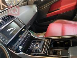 جاكوار XE